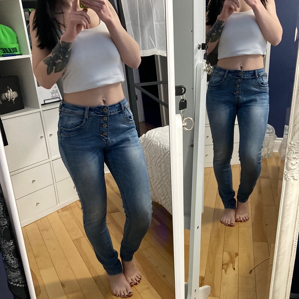 Super Cute Zipper Detailed Jewelly Jeans